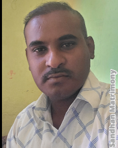 Vairamuthu R
